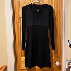 Mountain hardwear Knee length Black dress, XS